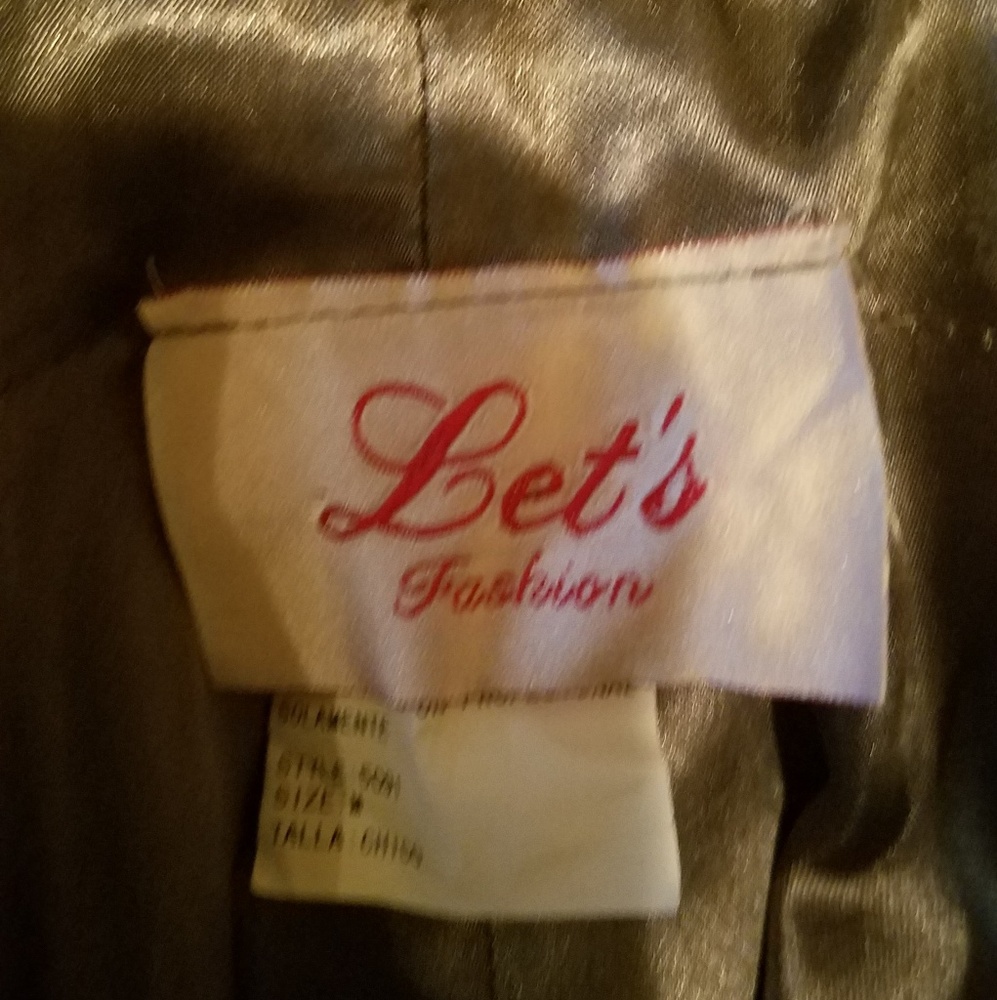 Dress - Picture 7 of 7